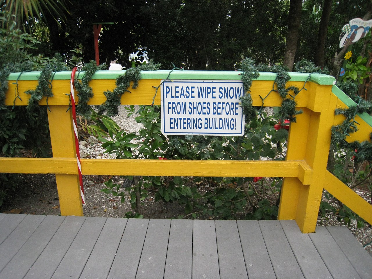 Vacation 2007-12 - Sanibel Island 0004.jpg - Our vacation for 2007-08 to Florida included a side trip to Sanibel Island. The main attraction here is "shelling", known as "The Sanibel Stoop" named for people bending over to pick up shells. It was a cold and blustery day at best!